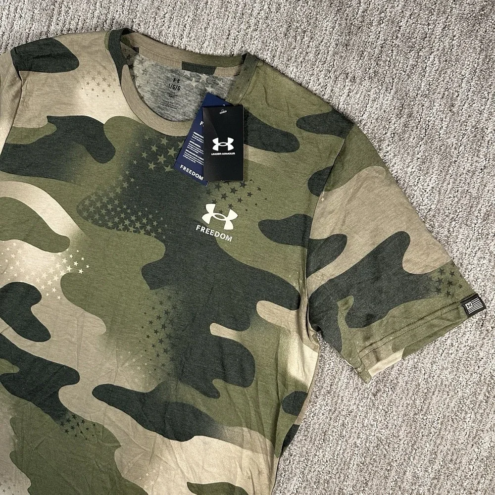 Under Armour Freedom Camo Stars Loose Fit Short-Sleeve Shirt Mens Size Large NWT